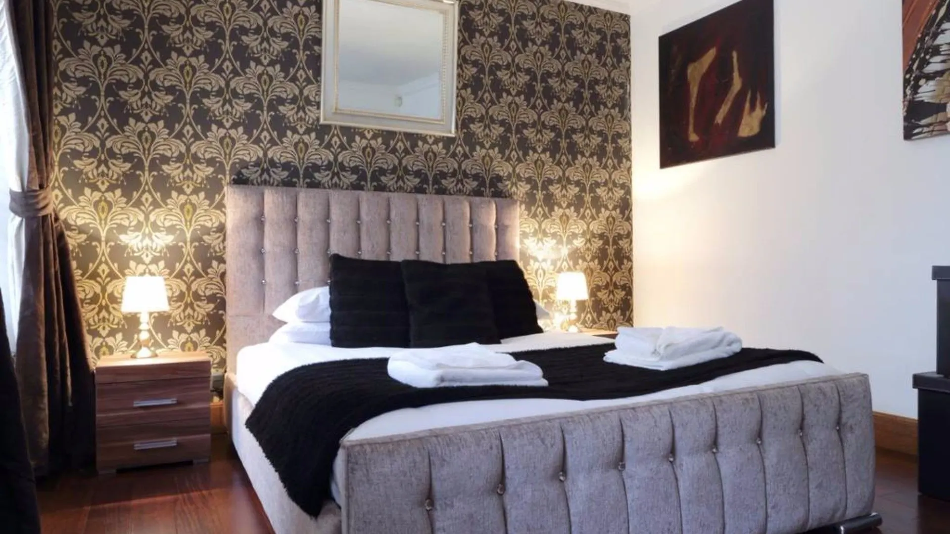 2 Bedroom Flat Near Edinburgh Playhouse